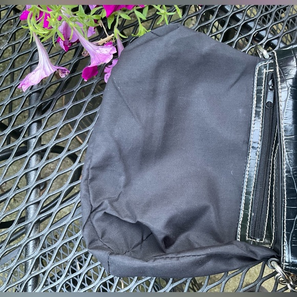 Adorable Black Shiny Silver Hardware & Chain Alligator Texture Bag! - Picture 9 of 16